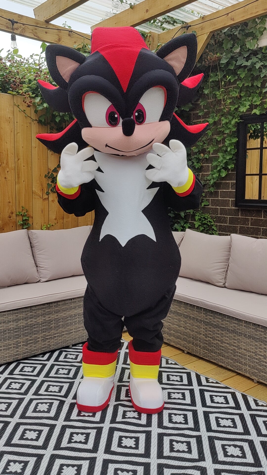 Shadow (Sonic The Hedgehog) Lookalike Mascot Costume - Premium Quality - UK seller